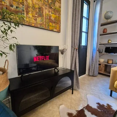 Aux 3 Sens サルラ・ラ・カネダ