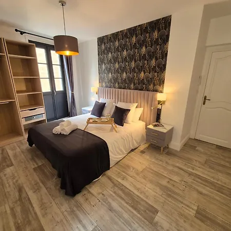 Apartment Aux 3 Sens Sarlat-la-Caneda