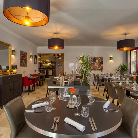 Aux 3 Sens アパート サルラ・ラ・カネダ